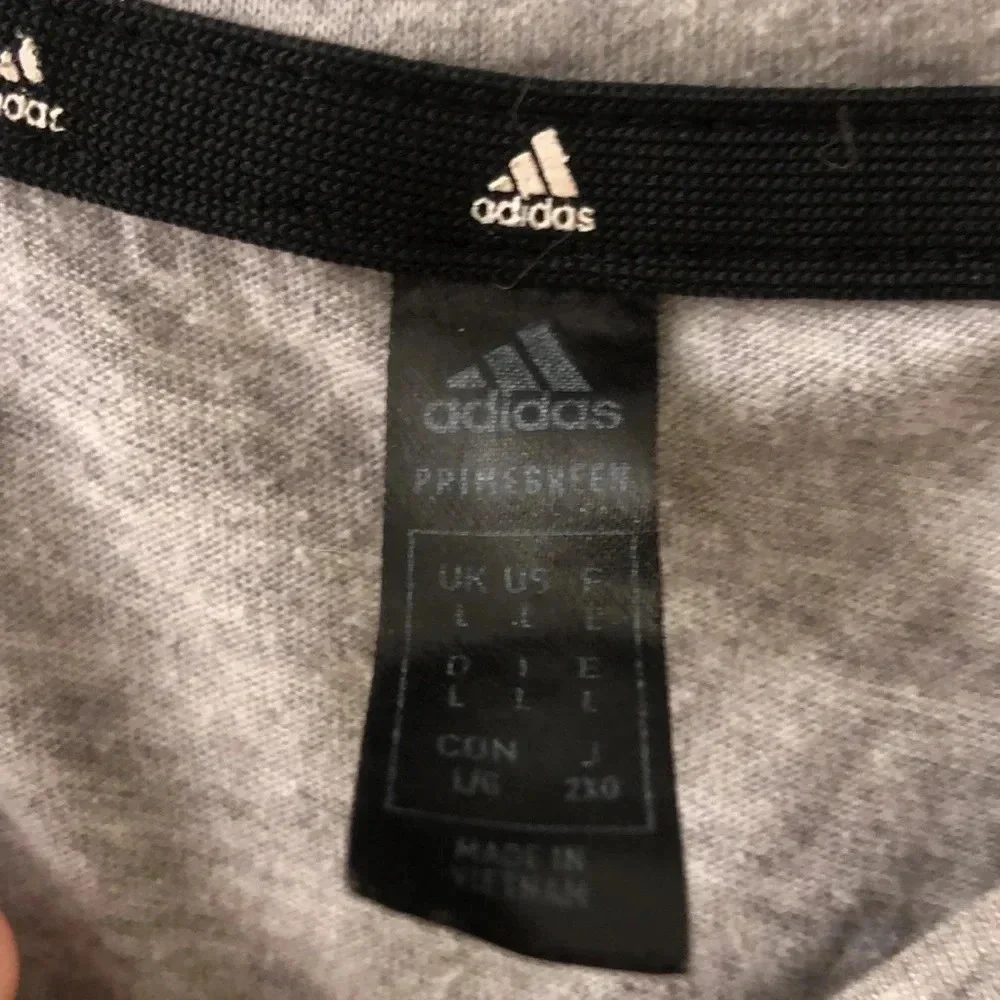 Adidas Tshirt